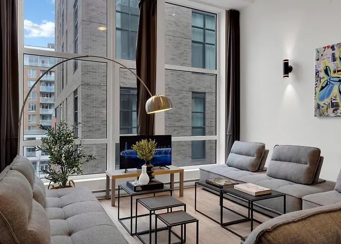 Liv Mtl Downtown Aparthotel Montreal